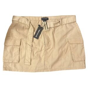 Tan mini cargo skirt with belt